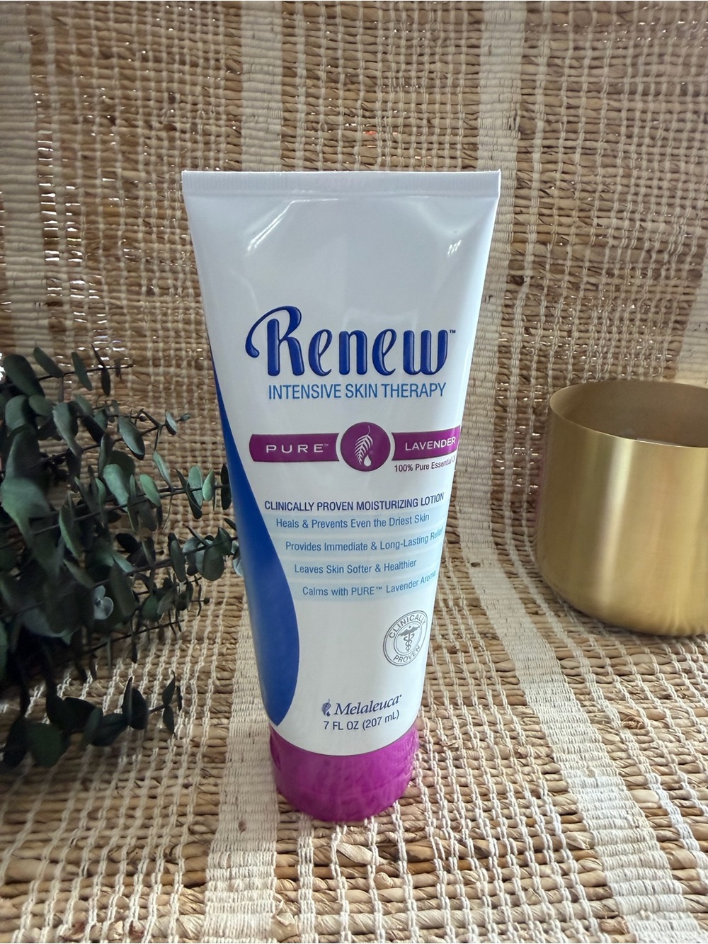 Renew Intensive Skin Therapy Lavender Moisturizing Lotion - White & Purple